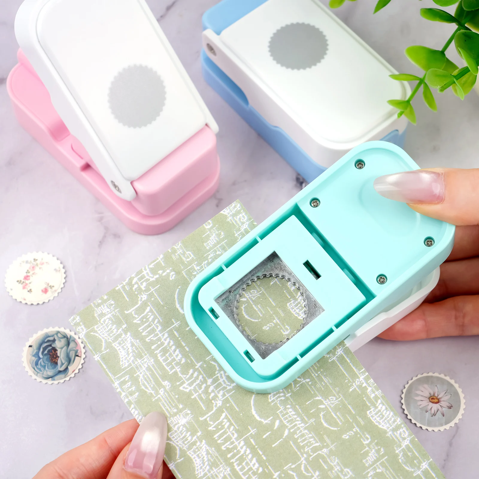 Scrapbooking - Многослойный дырокол для бумаги в форме