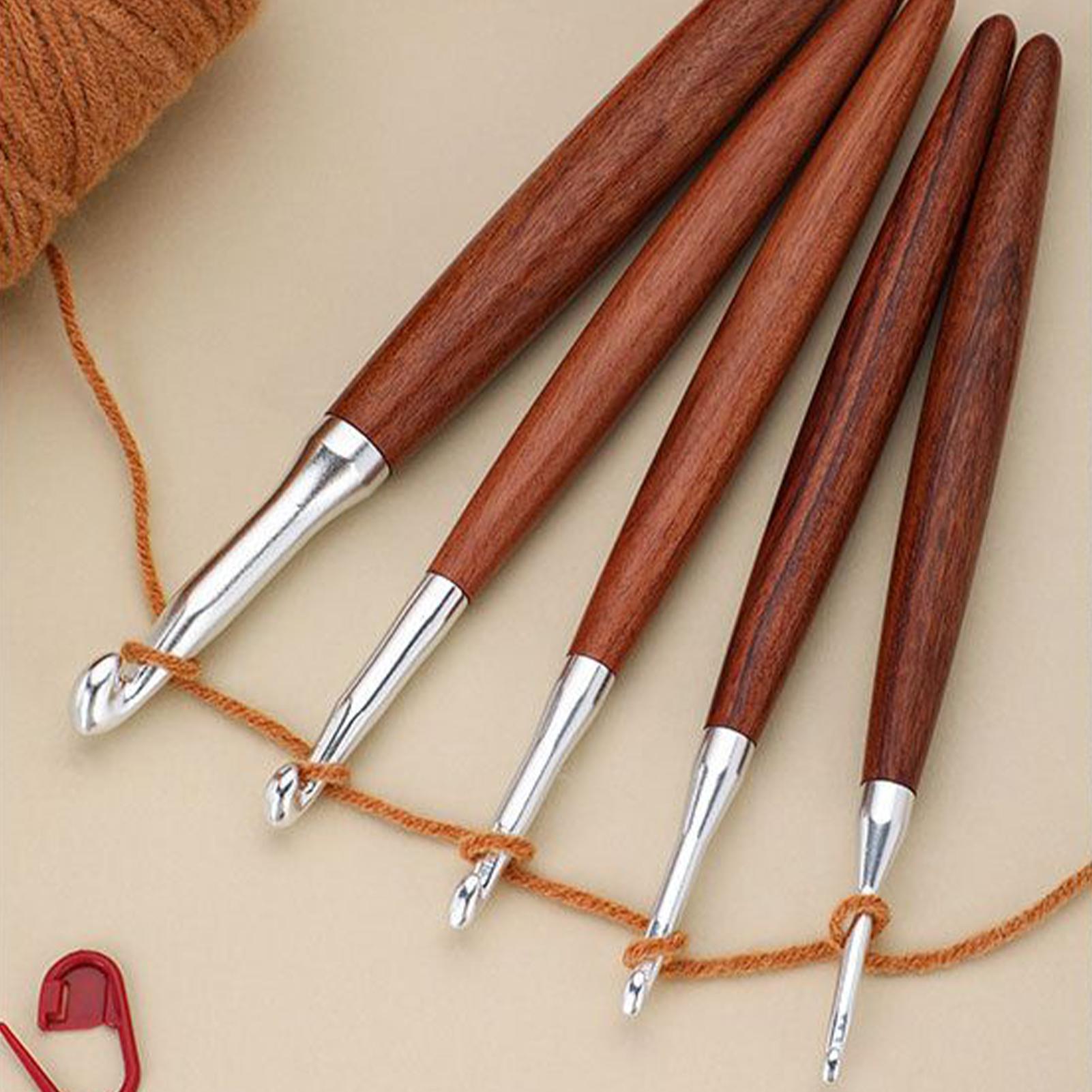 Wooden Crochet Hooks Ergonomic Handle - Набор из 8 крючков для вязания